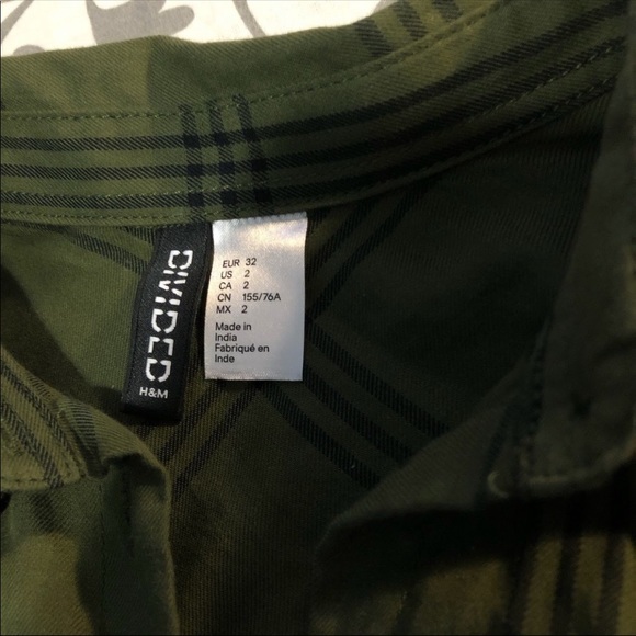 button down - Picture 3 of 3